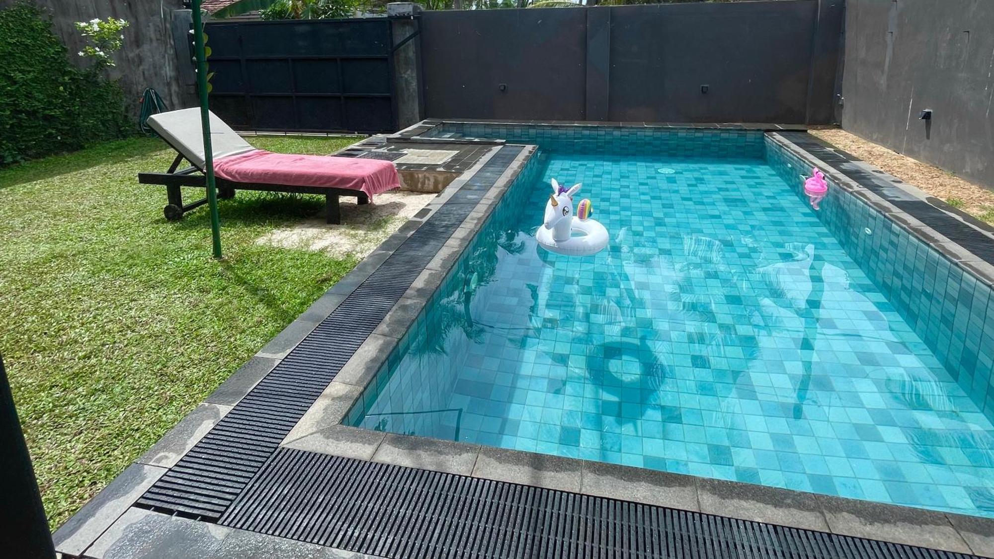 Negombo Morawala Beach Villa מראה חיצוני תמונה
